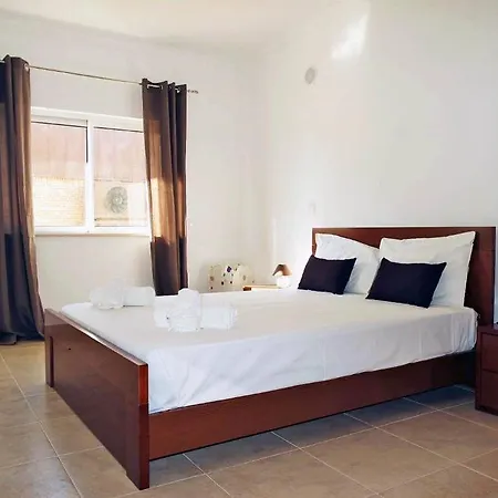 Abrotea 1f Lagos